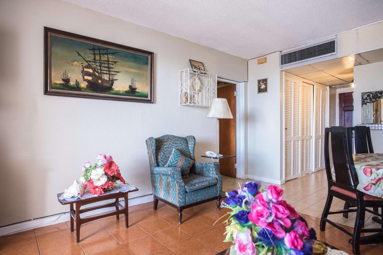 Beach Condos -Montego Bay Club Beach Resort ภายนอก รูปภาพ
