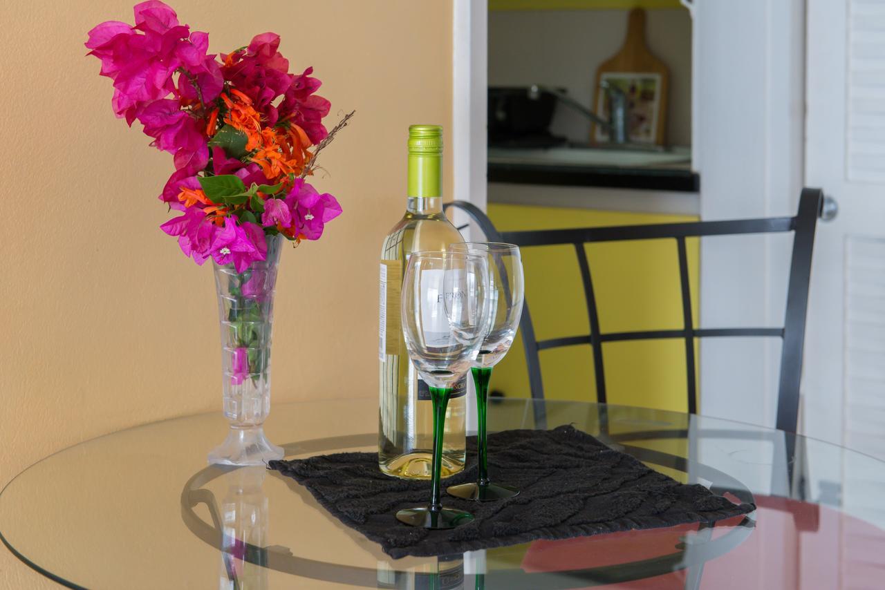 Beach Condos -Montego Bay Club Beach Resort ภายนอก รูปภาพ