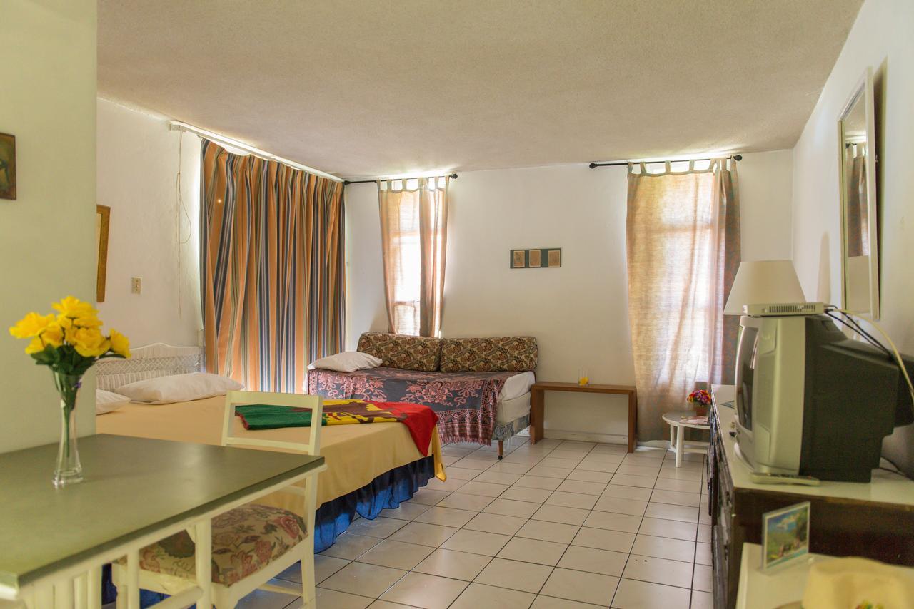 Beach Condos -Montego Bay Club Beach Resort ภายนอก รูปภาพ