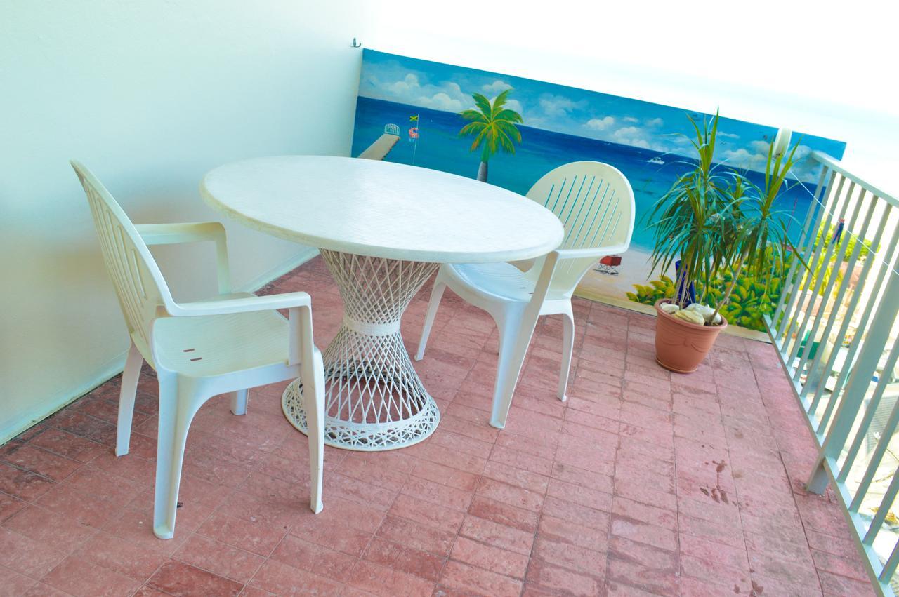 Beach Condos -Montego Bay Club Beach Resort ภายนอก รูปภาพ