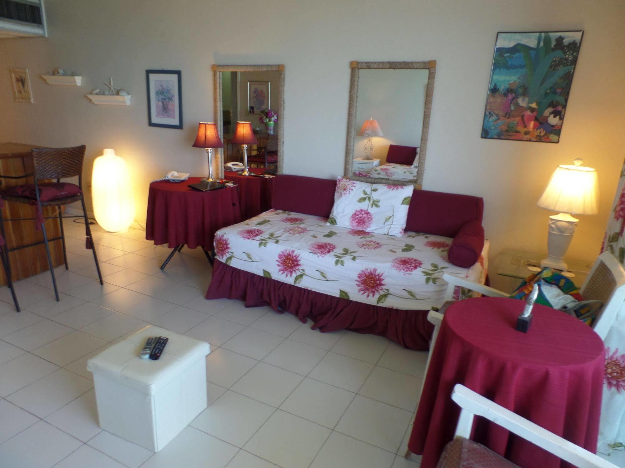 Beach Condos -Montego Bay Club Beach Resort ภายนอก รูปภาพ