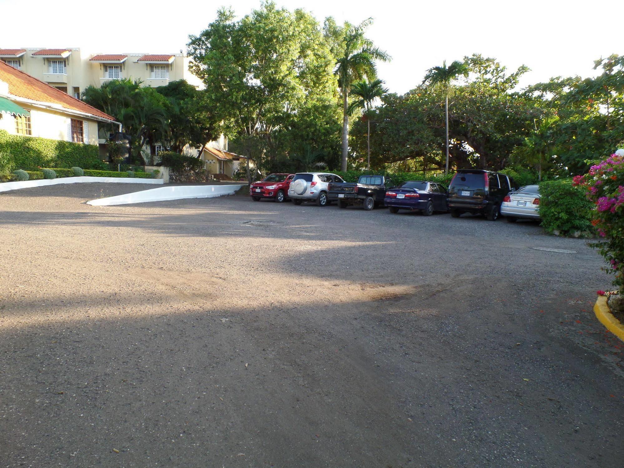 Beach Condos -Montego Bay Club Beach Resort ภายนอก รูปภาพ